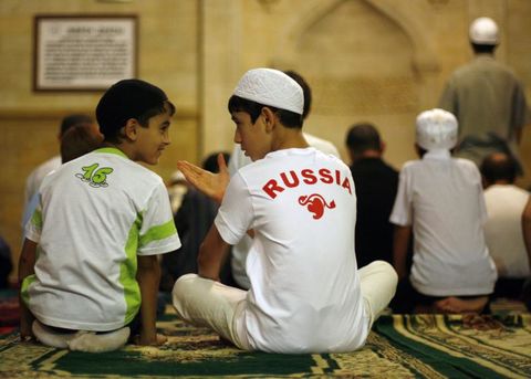  Moscow and the Mosque: Co-opting Muslims in Putin's Russia